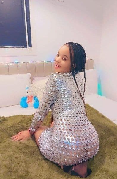 Escorts Mirah in Riyadh