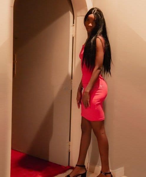 Escorts Manal en Saudi Arabia