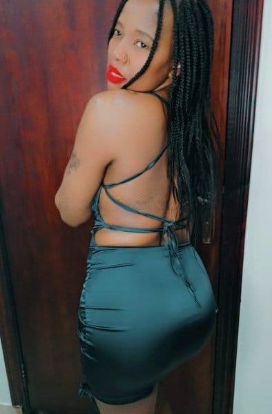 Escorts Lisah in Jubail