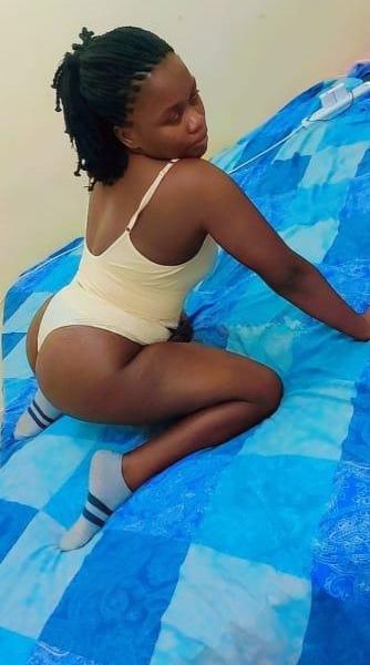 Escorts Aisha in Riyadh