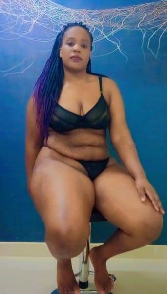 Escort Linaa a Riyadh