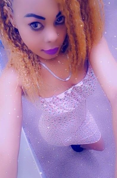 Escorts Stacy in Riyadh