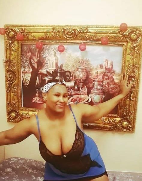 Escorts Aisha en Riyadh