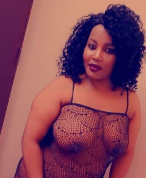 Escorts Jane in Riyadh