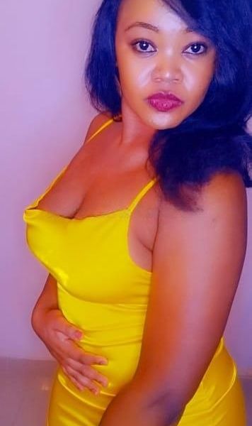 Escorts Neshbae en Riyadh