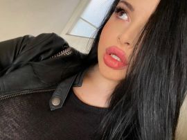 Mia