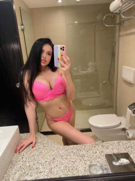 Mia