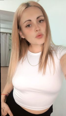 Mia 