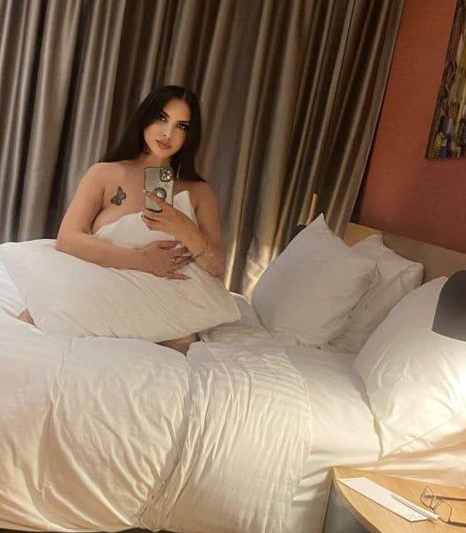Escort Alina 	 Istanbul