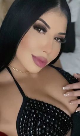 Julia Lee