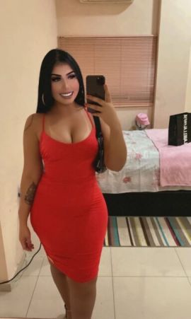 Julia Lee