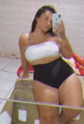 Larissa Ferraz – Hotel/Motel