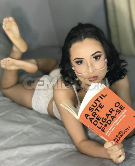 Stherzinha Souza – Hotel/Motel