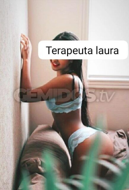 Laura Souza