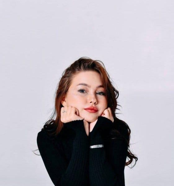 Escorts Nika in Dubai