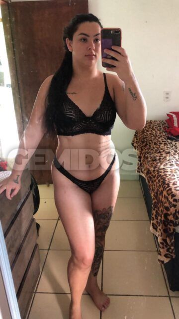 Luana Castro – Hotel/Motel