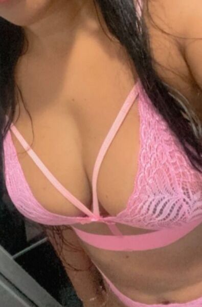 Escorts Brenda Bermúdez in Bahia