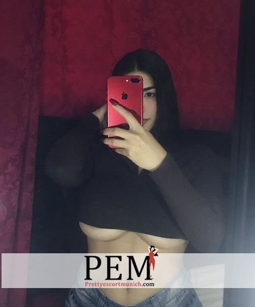 Escorts Rayssa en Munich