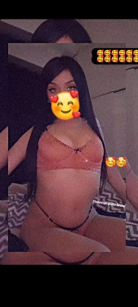 Hola Soy Camila la más pendejita 
..Flakita divina 1.50 de altura Cuerpito delicado y sensual Pechitos ricos y Colita parada

Primera ves en morón 🥰🥰🥰

 Mí servicio es convencional oral Vaginal y lo que se vaya dando 🥵 ♥️ 
