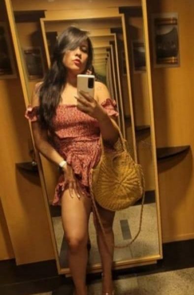 Escorts Yasmin in London