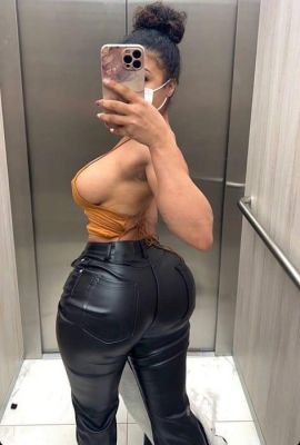 Naomie