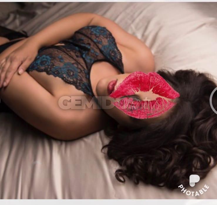 Curvy Alina