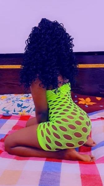 Escorts Trisha in Riyadh