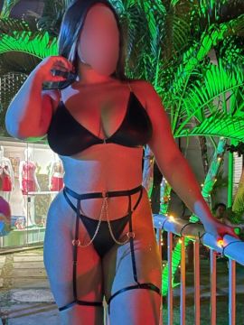 Isabela Andrade – Hotel/Motel