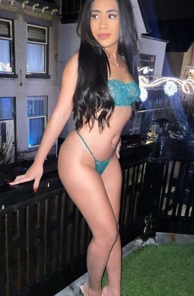 Escorts Maya en Firenze