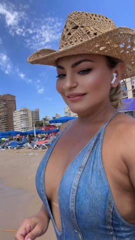  Dama
