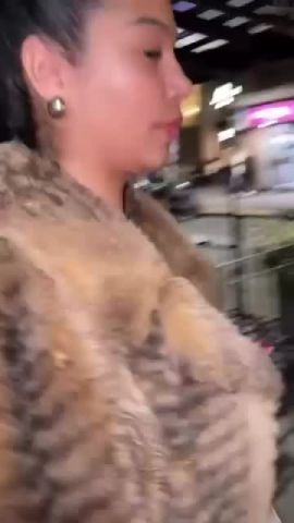 Cam