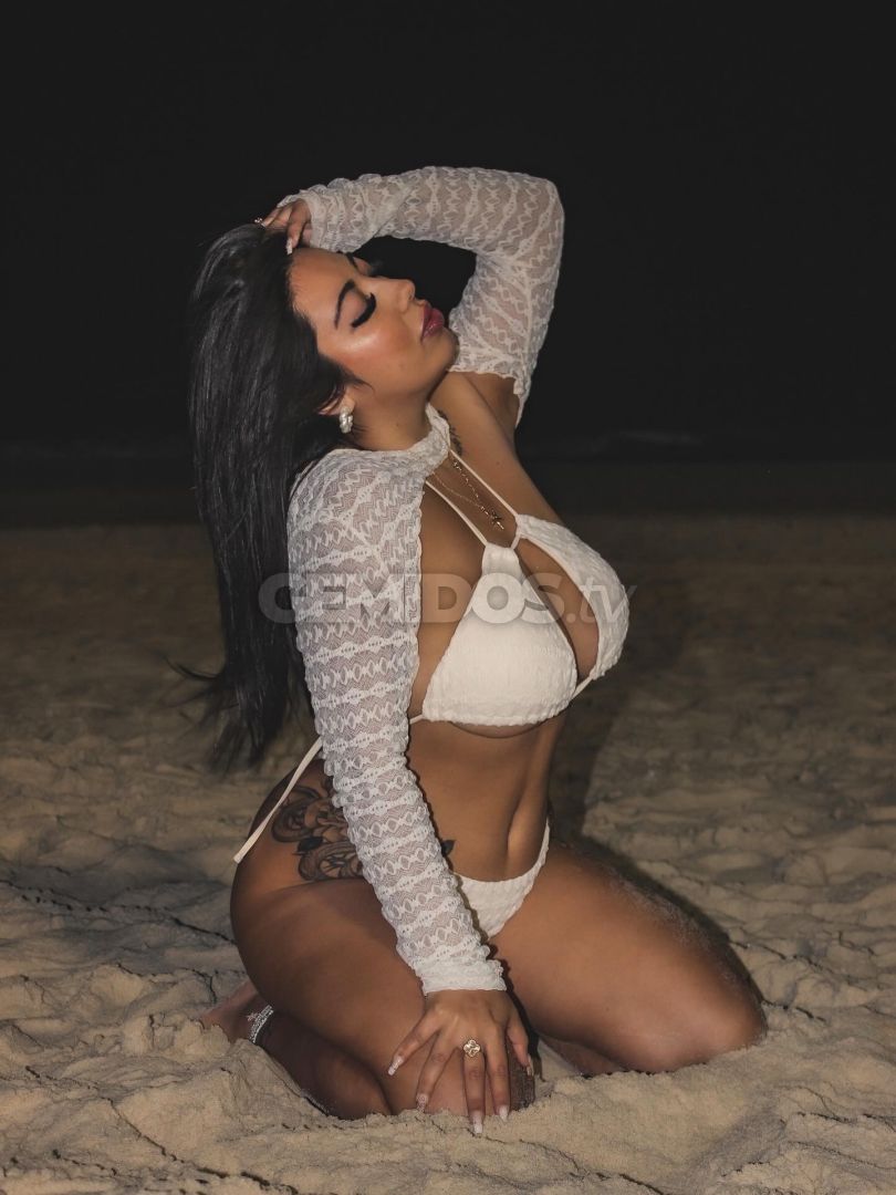 Estrella Michelle