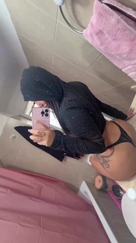 Estrella Michelle