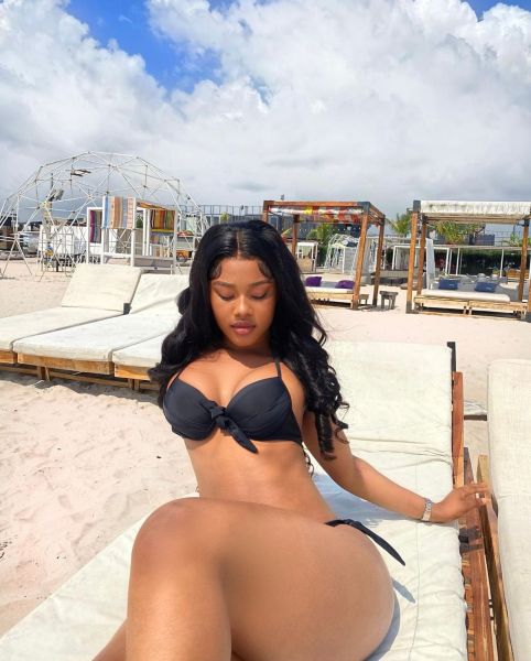 Escorts Avan in Dubai