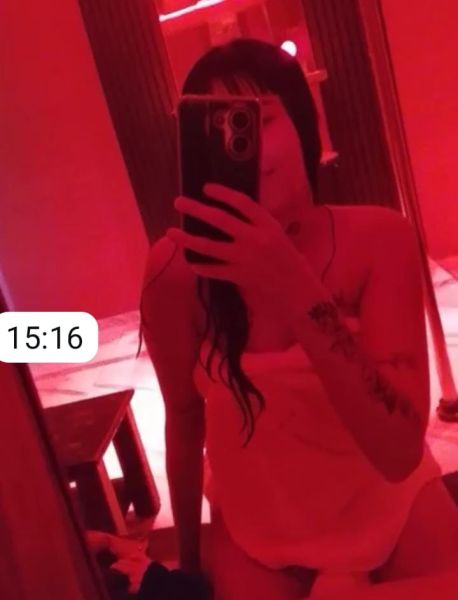 Cumplo todas tus fantasias sexuales vamos a divertirnos mis amores ❤‍🔥 dale papi que tenemos promos en videos y más fotos de regalitos 😉🤗 