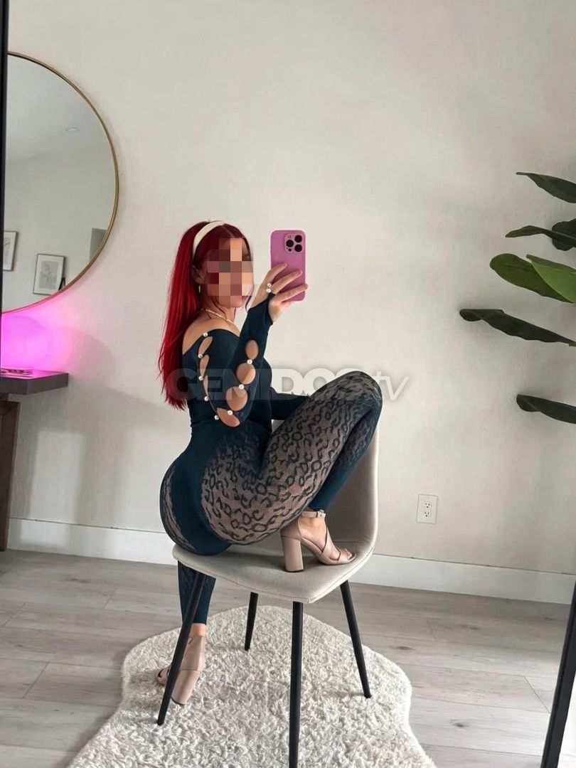 Mia 