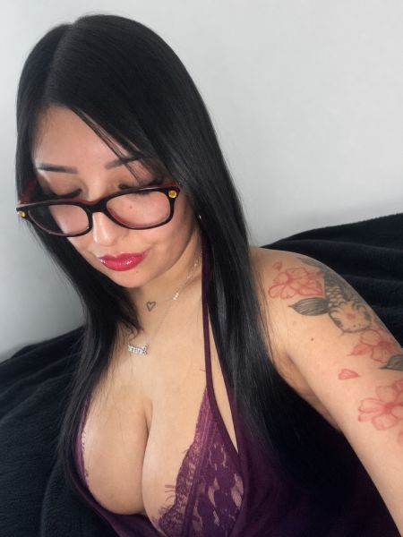  
Hola, soy Lola 💗 . 25 añitos, cuerpo y actitud para hacerte olvidar la rutina. Me considero una mujer muy sensual, dulce y con un lado bien caliente que sabe cómo darte placer.

Cada encuentro conmigo es para que te relajes, te sientas deseado y disfrutes sin vueltas ni nervios.

Hago encuentros, vendo contenido y realizo videollamadas privadas.

✨ Trato respetuoso, discreción y buena vibra ante todo.

🎀 Consultar horarios disponibles y tarifas💵

Si querés pasarla rico y que te deje con ganas de volver…
   Contáctame 🫦
