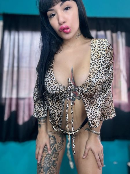 Escorts Caroline en Flores