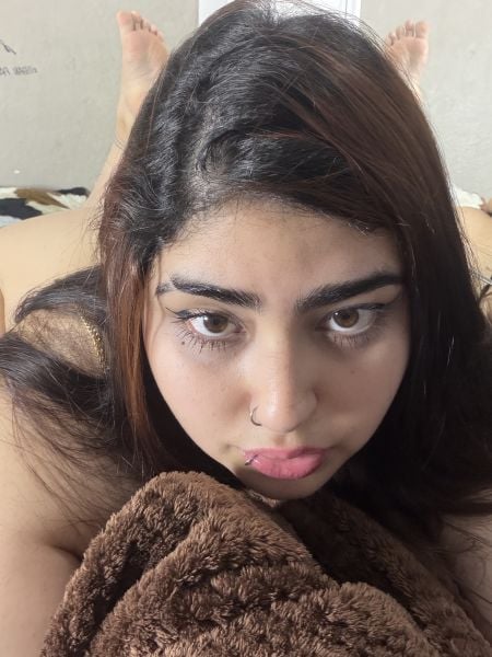 Holaaa amores , vendo contenido explícito y hago encuentros , con seña mínima para confirmarlo😋