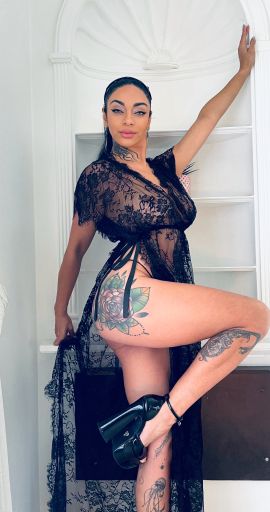 Nia