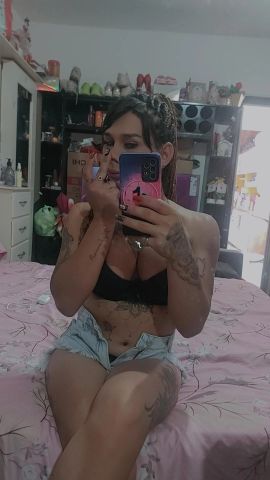 Mia
