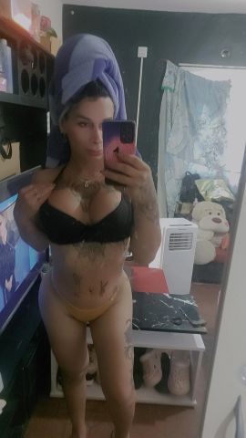 Mia