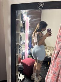 Mia