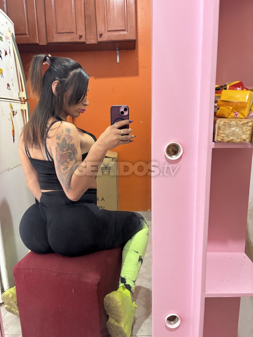 Mia