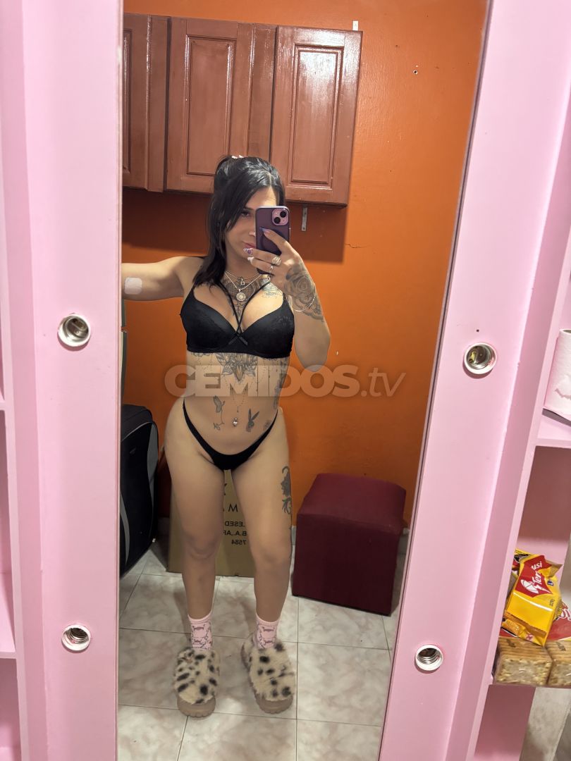 Mia