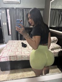 Mia
