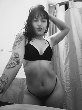 Vicky 