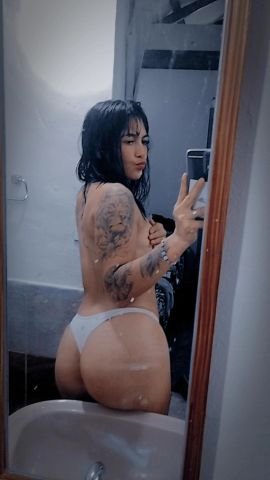 Vicky 