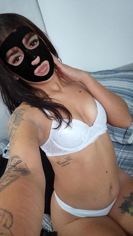Vicky 