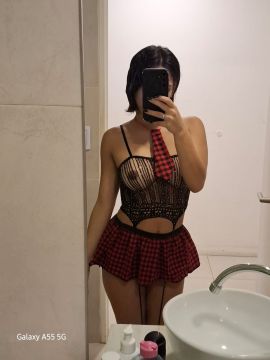 Leona